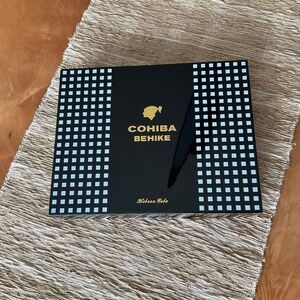 COPY - Cohiba Lacquer and Wood Cigar Box